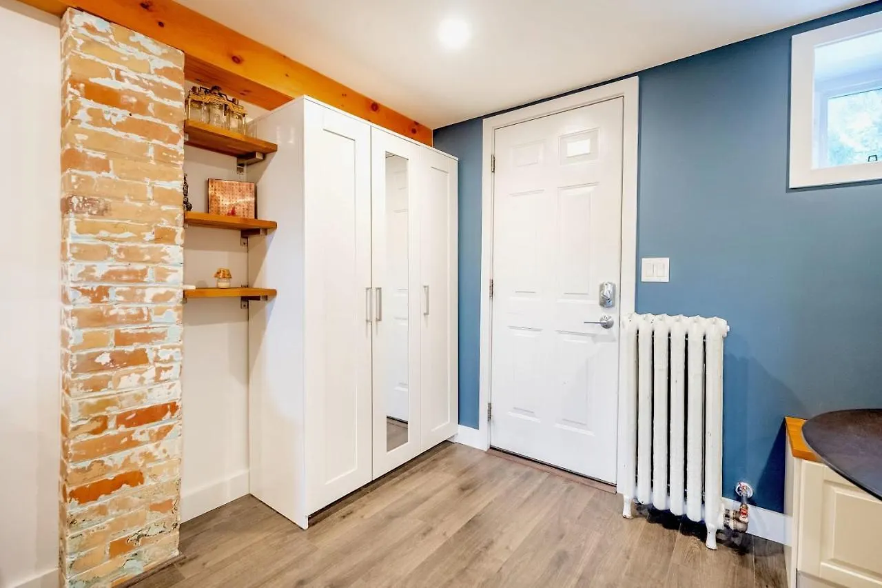 Apartment Spacious 1Br Suite Just Minutes From High Park Toronto
