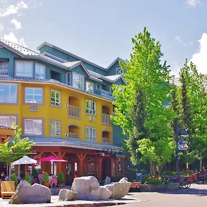  Apartment Town Plaza By Mountainview Canada