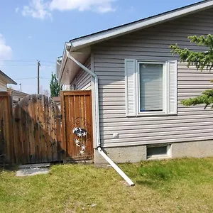  Homestay Private Studio House Canada